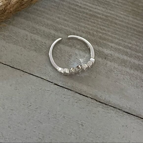 Sterling Silver CZ Toe Ring Midi Ring - Picture 4 of 4